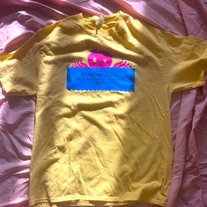 Men’s medium used T-shirt